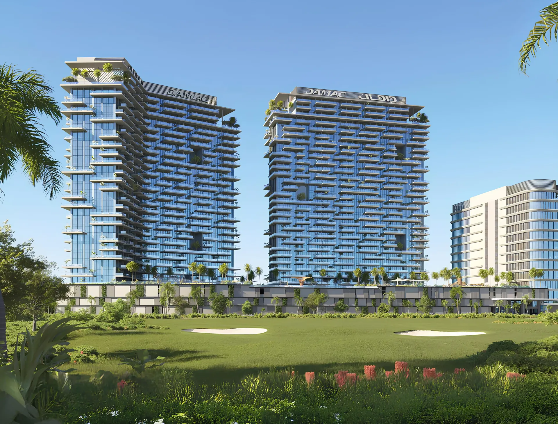 Damac District Tower B – stikliniai bokštai su terasomis šalia golfo lauko